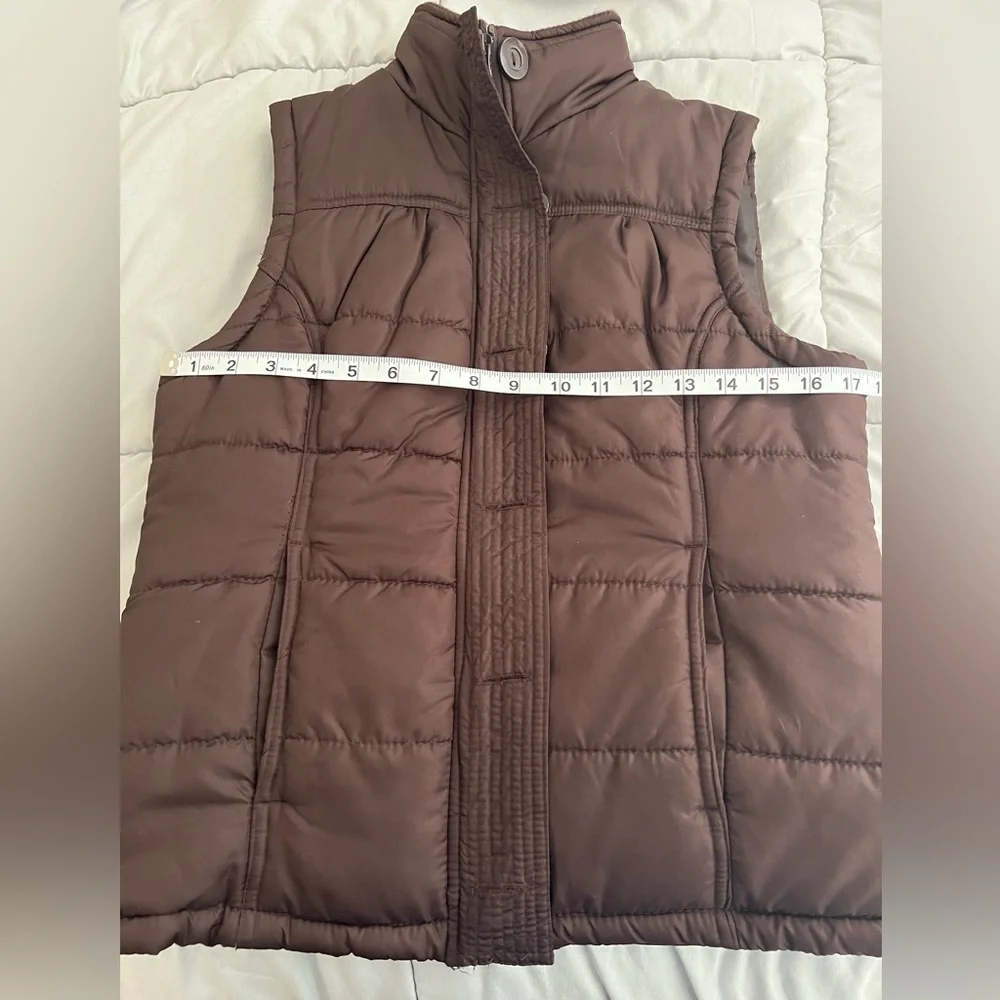 Brown Outer Edge Puffy Quilted‎ Vest Size M